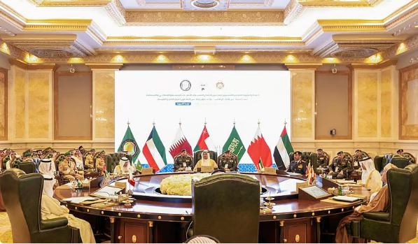 وزير الدفاع يرأس وفد المملكة في اجتماع مجلس الدفاع المشترك بالكويت