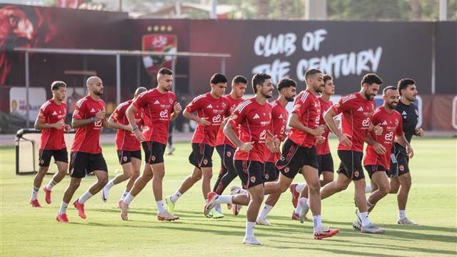 الأهلي يواصل تحضيراته للإسماعيلي
