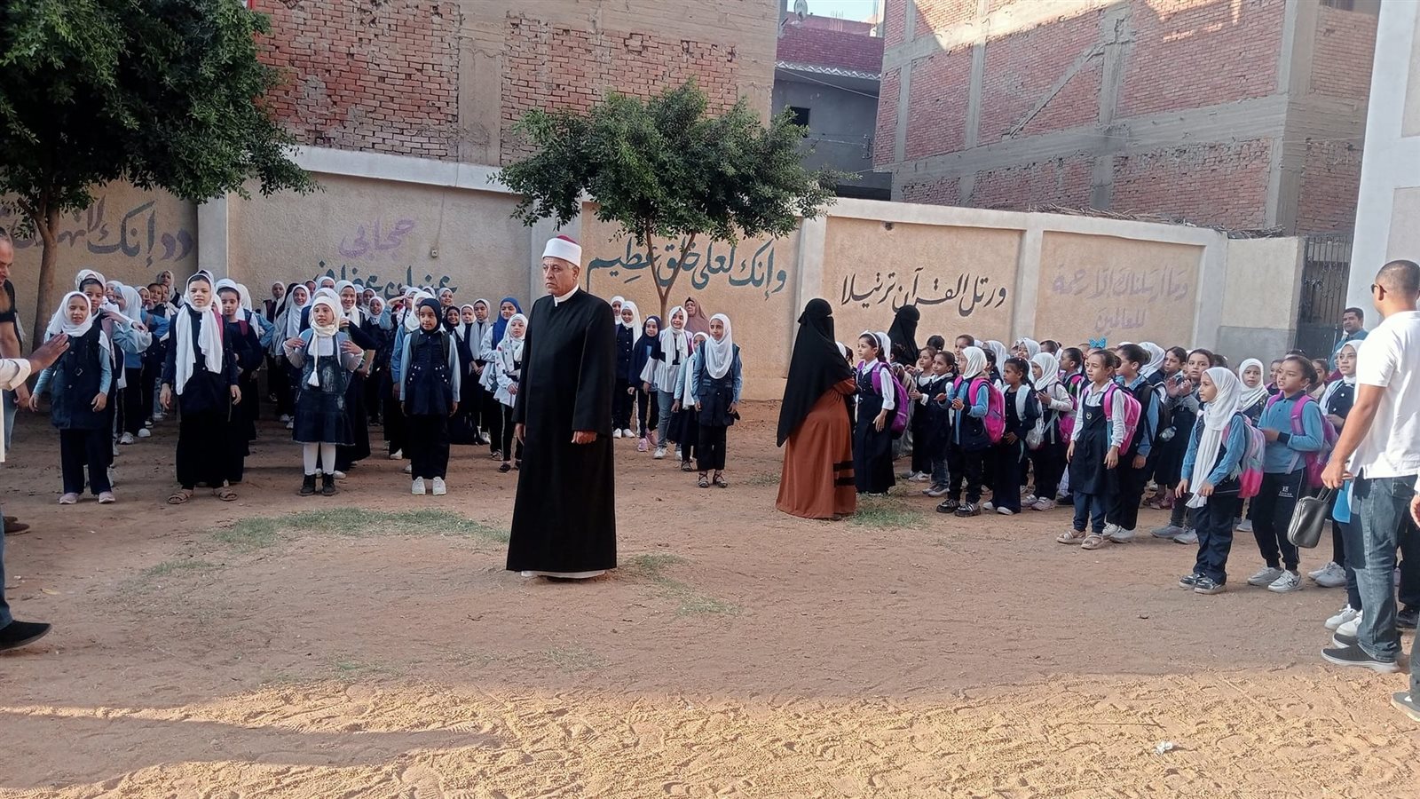 قرارعاجل الآن..إجازة مفاجئة للمعاهد الأزهرية غداً بسبب الطقس