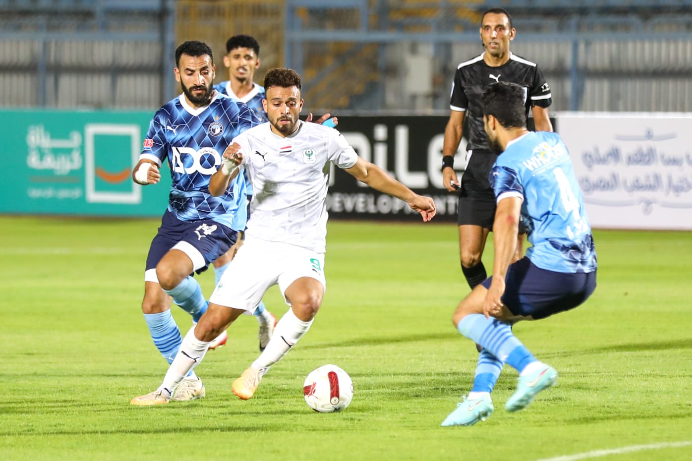 بيراميدز و المصري