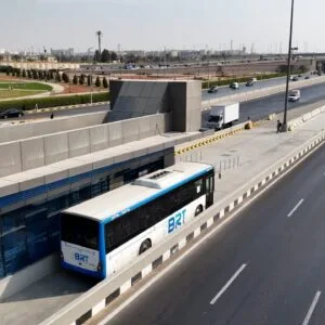 وزارة النقل تكشف محطات جديدة للأتوبيس الترددي بالقاهرة