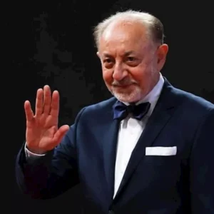 وفاة عبد العزيز مخيون اليوم بعد تدهور مفاجئ.. ماذا حدث؟